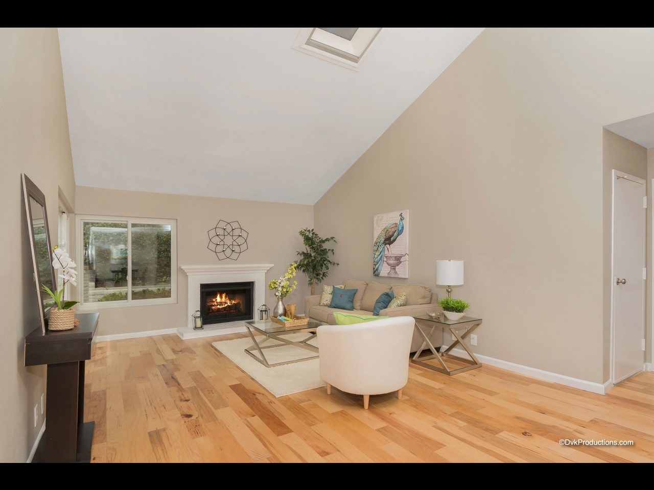 8243 Caminito Modena, La Jolla, CA 92037 photo 5