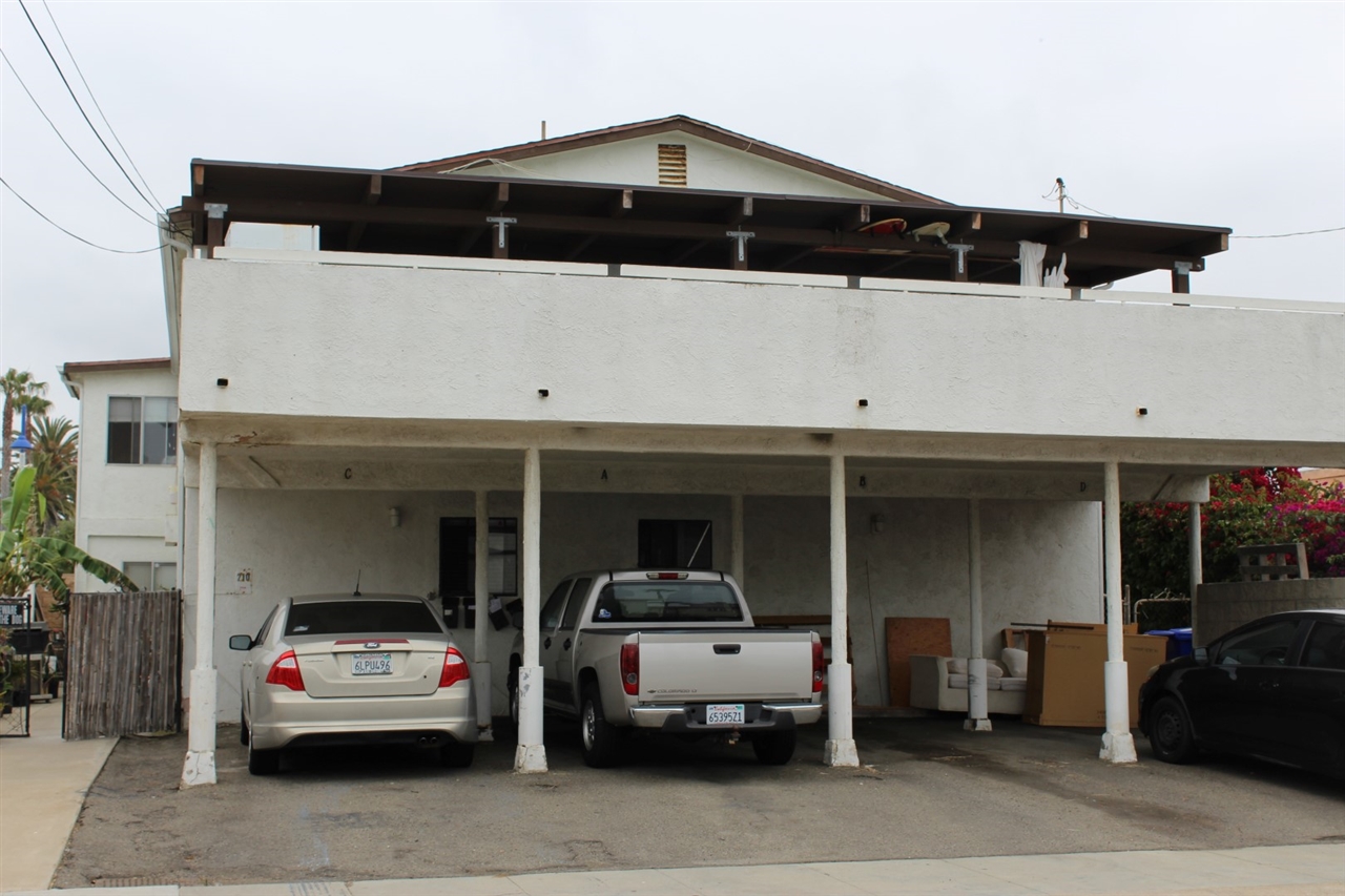 210 S Myers St, Oceanside, CA 92054 photo 4