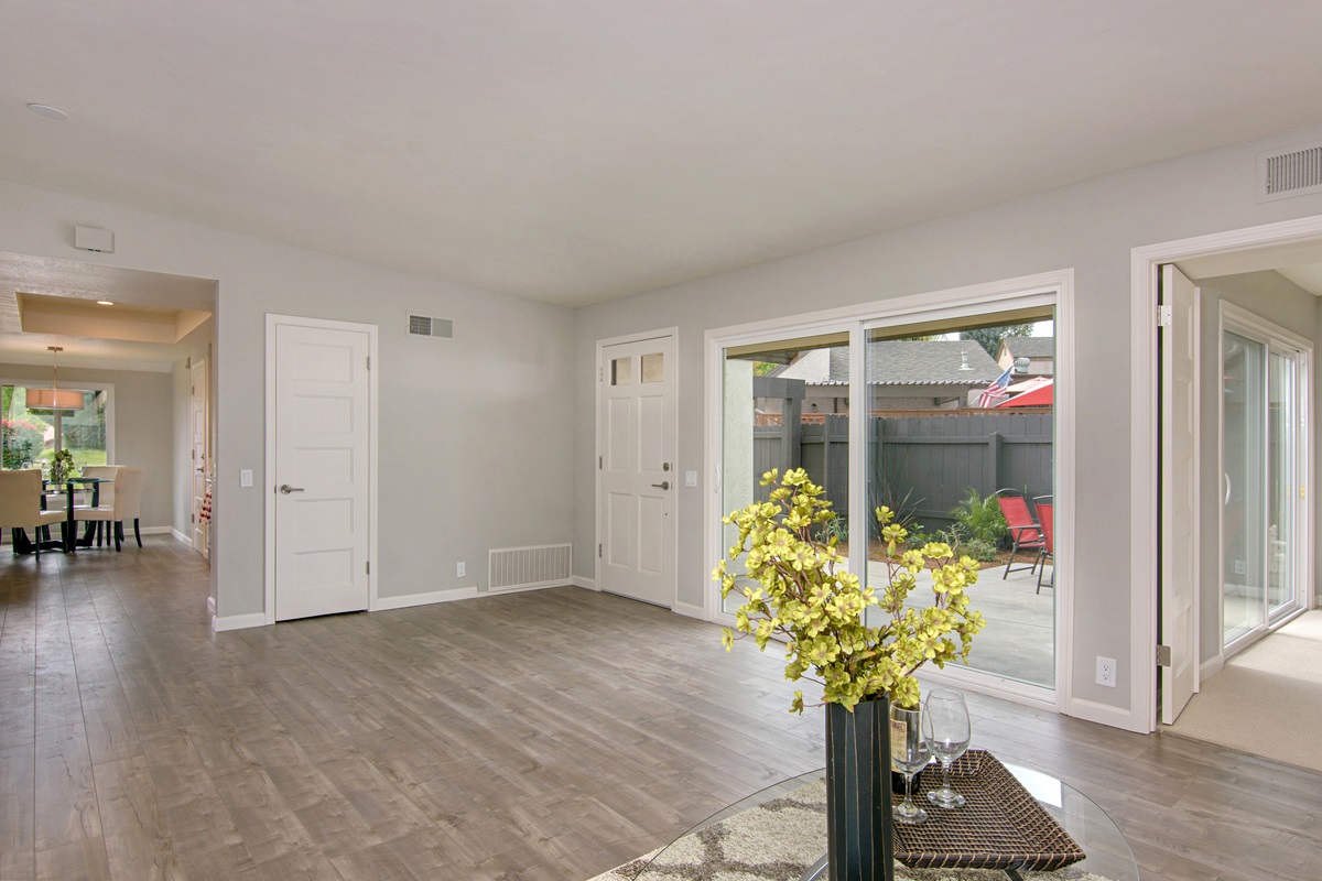 2852 Glen Cyn, Spring Valley, CA 91977 photo 8