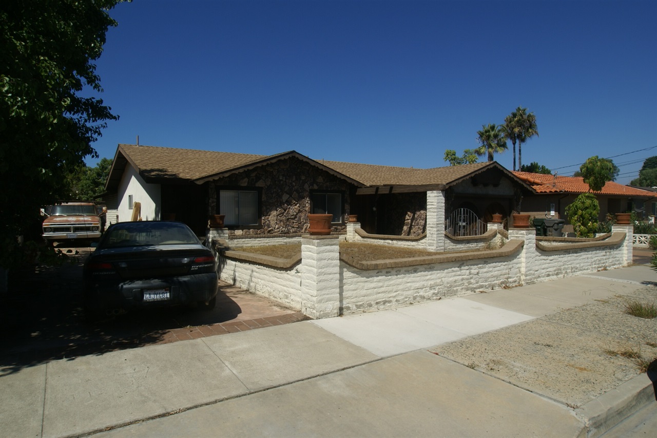 1732 Dora Dr, Cardiff, CA 92007 photo 2