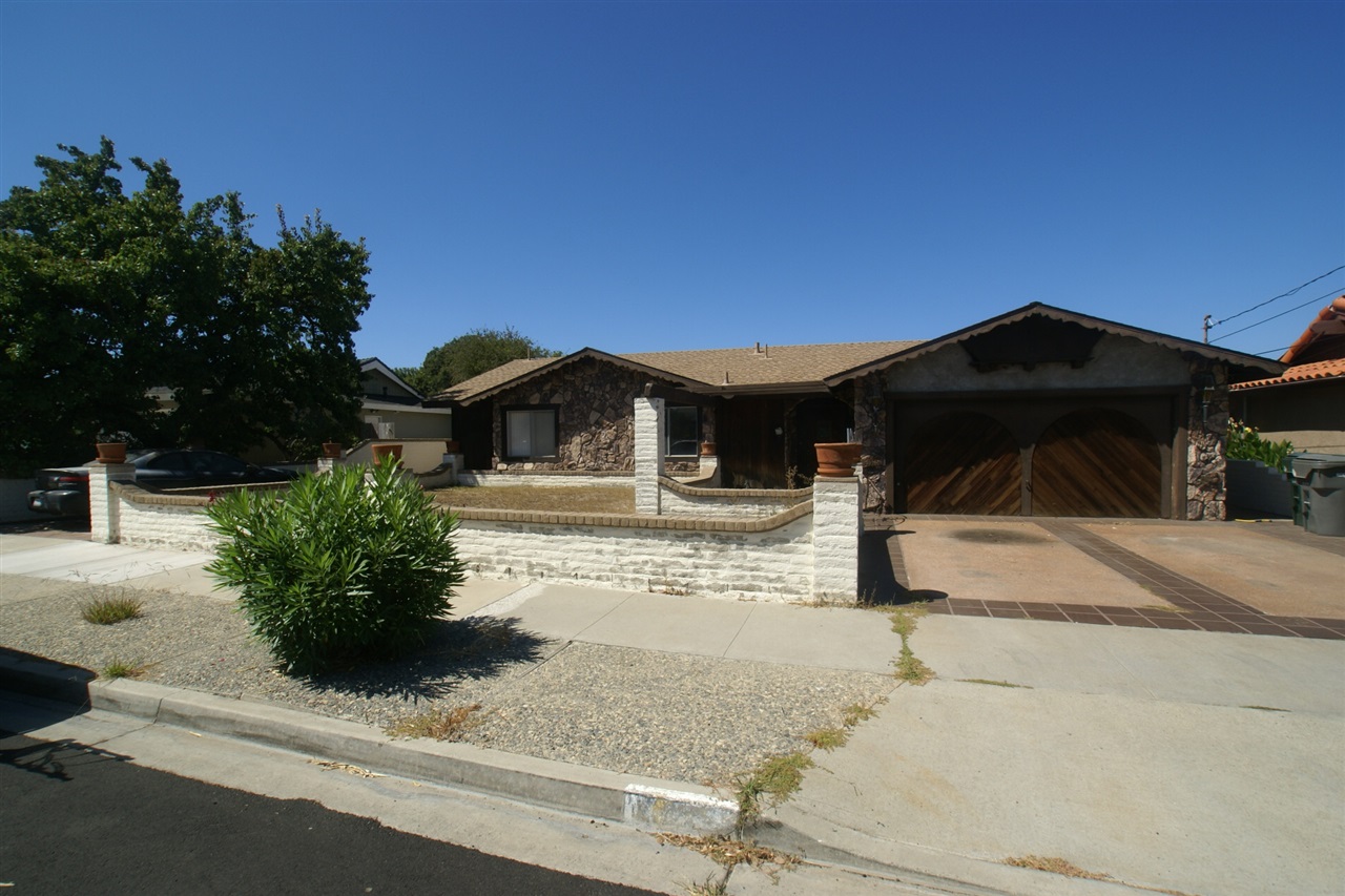 1732 Dora Dr, Cardiff, CA 92007 photo 1