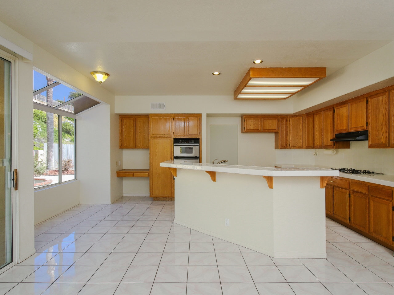 748 Corona Dr, Oceanside, CA 92057 photo 9