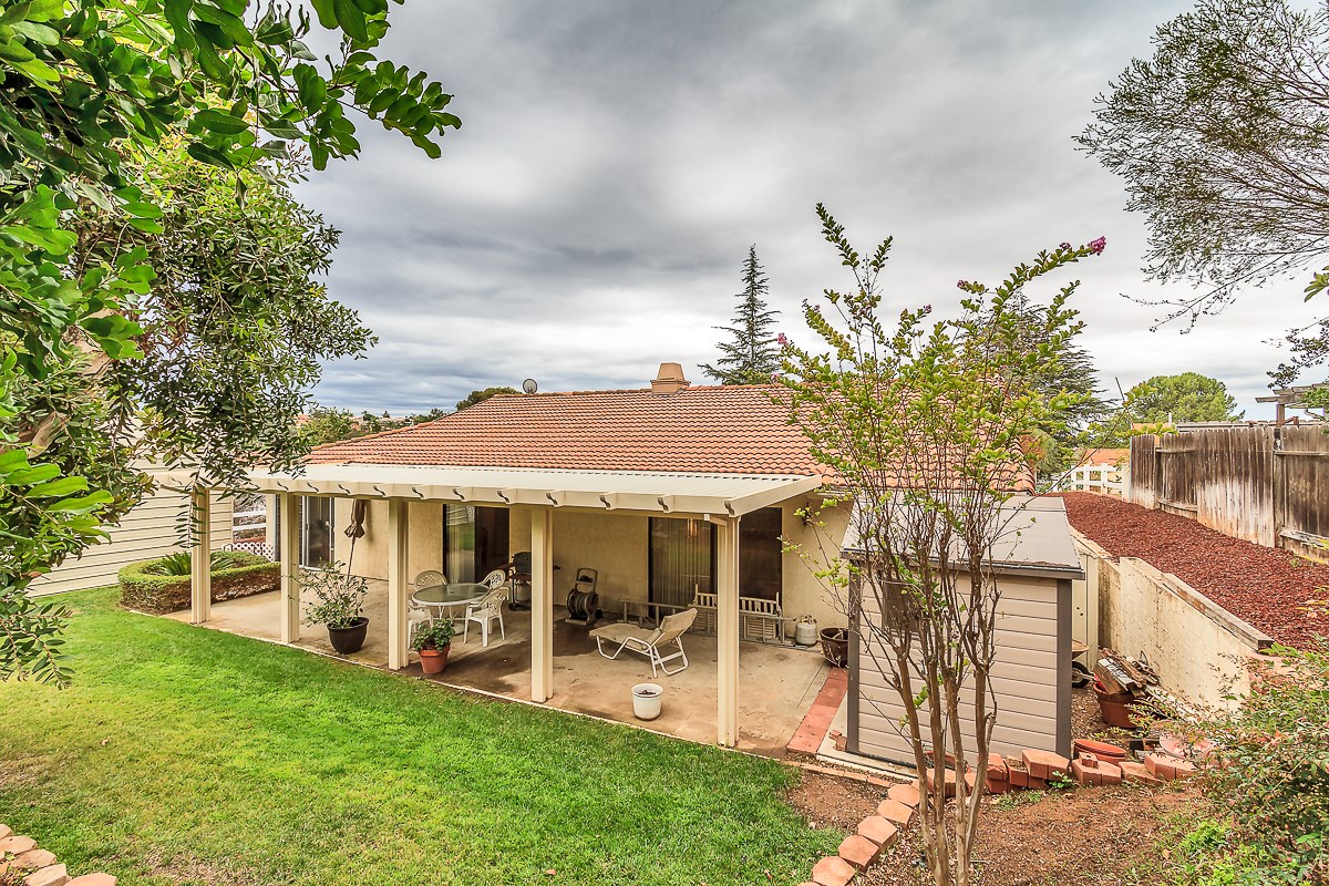 918 La Rue Ave, Fallbrook, CA 92028 photo 5