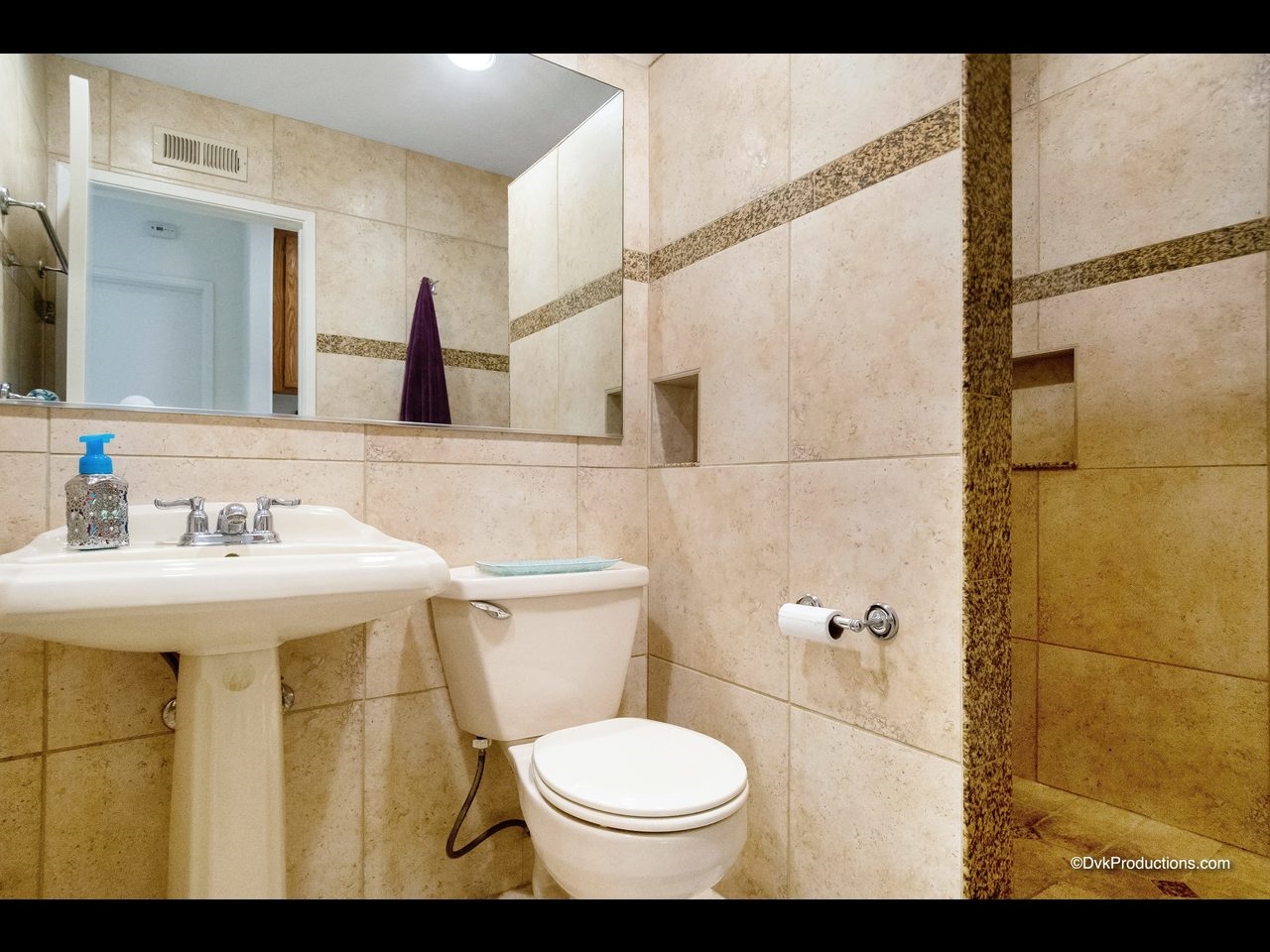 9115 Sinsonte Ln, Lakeside, CA 92040 photo 18