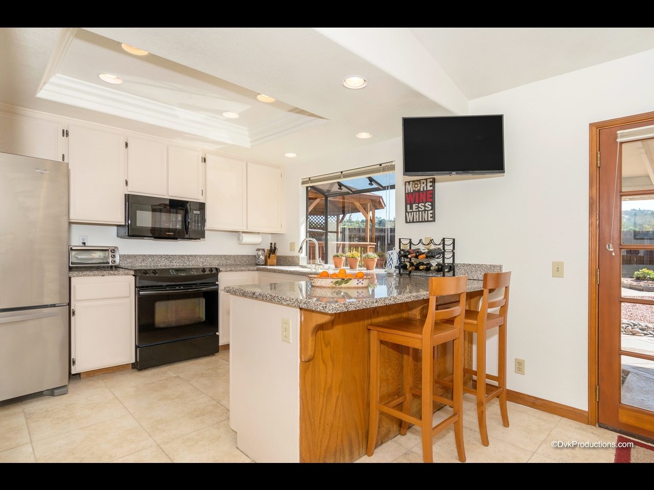 9115 Sinsonte Ln, Lakeside, CA 92040 photo 5