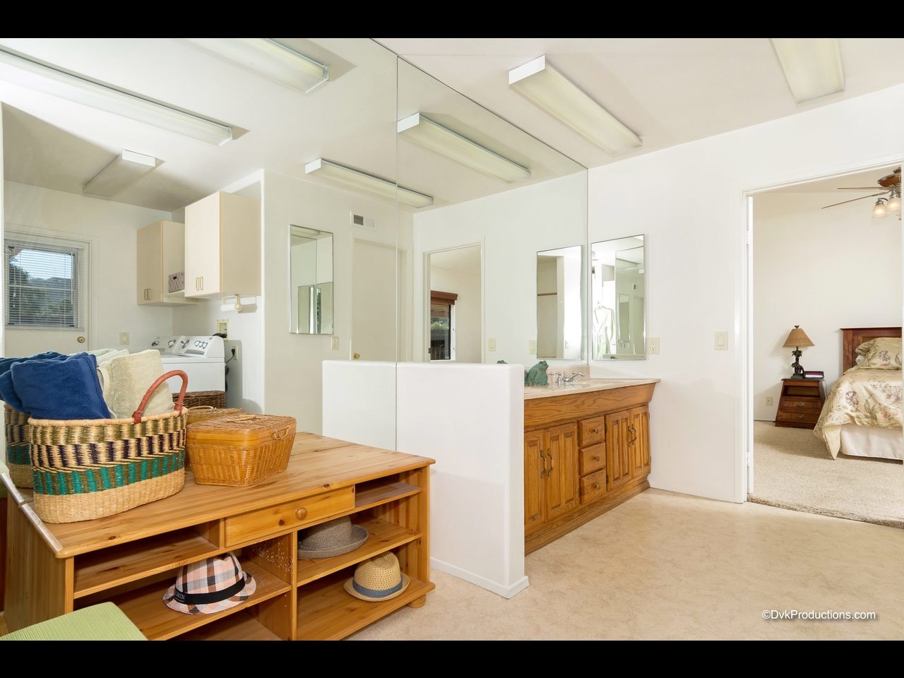 9115 Sinsonte Ln, Lakeside, CA 92040 photo 13