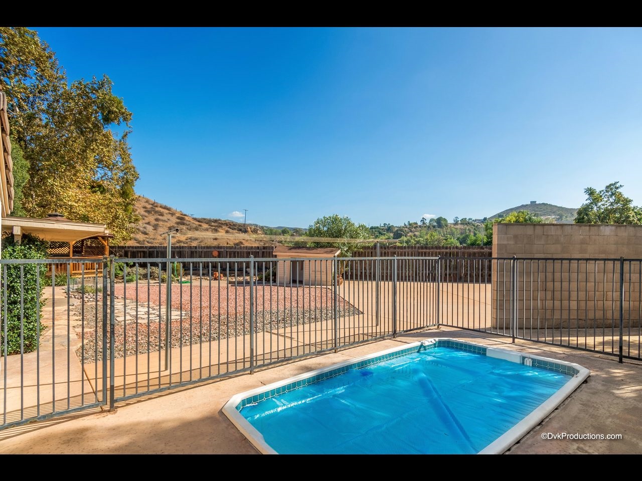 9115 Sinsonte Ln, Lakeside, CA 92040 photo 20