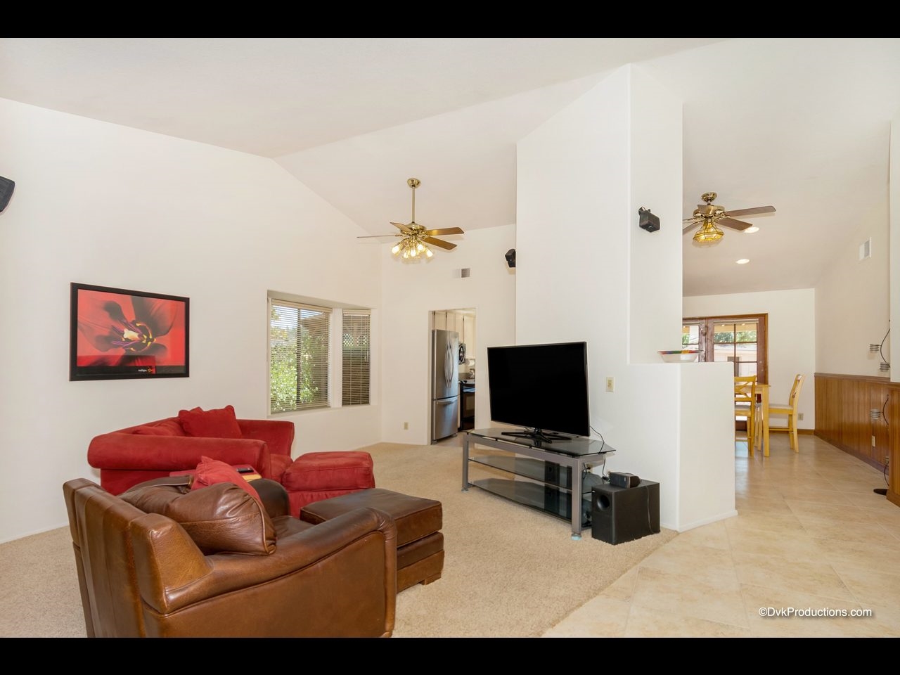 9115 Sinsonte Ln, Lakeside, CA 92040 photo 2
