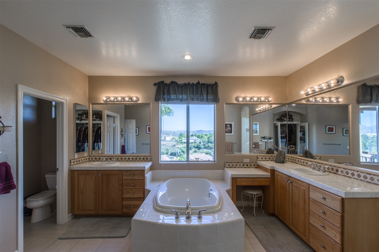 12124 Travertine, Poway, CA 92064 photo 17