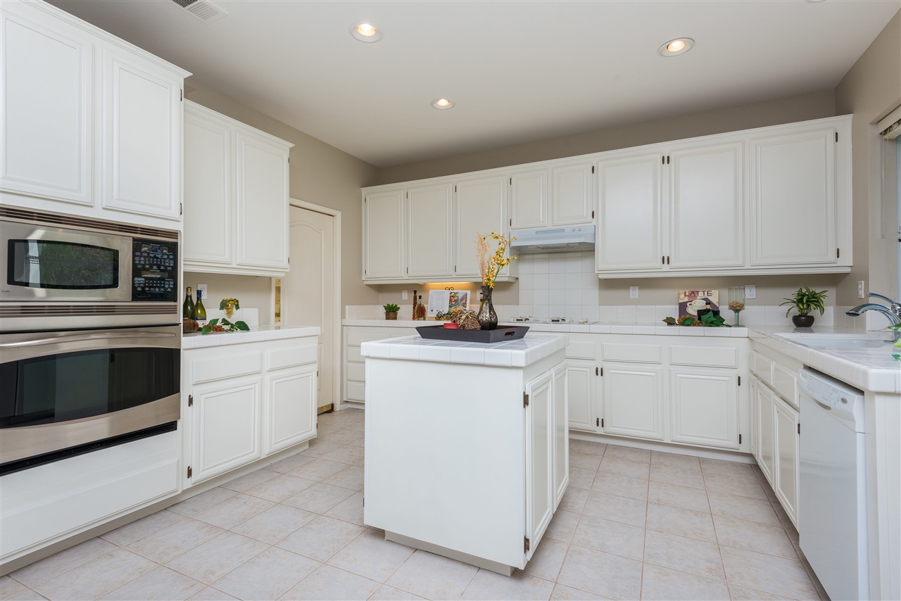 4732 Marblehead Bay, Oceanside, CA 92057 photo 10