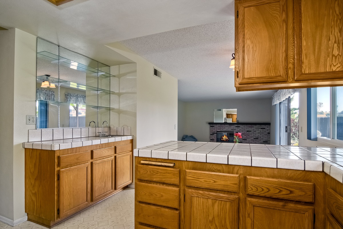 2886 Dartmouth Dr, Oceanside, CA 92056 photo 10