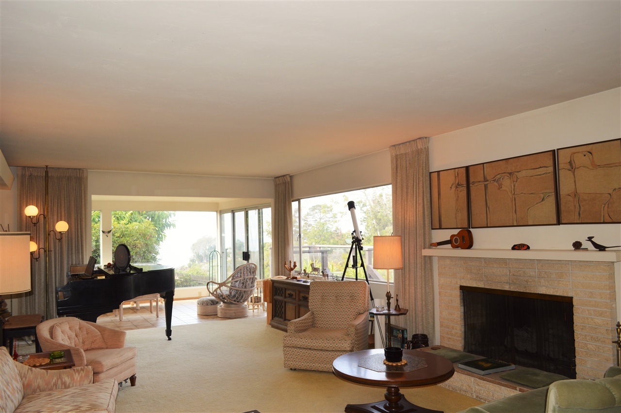 Undisclosed, La Jolla, CA 92037 photo 2