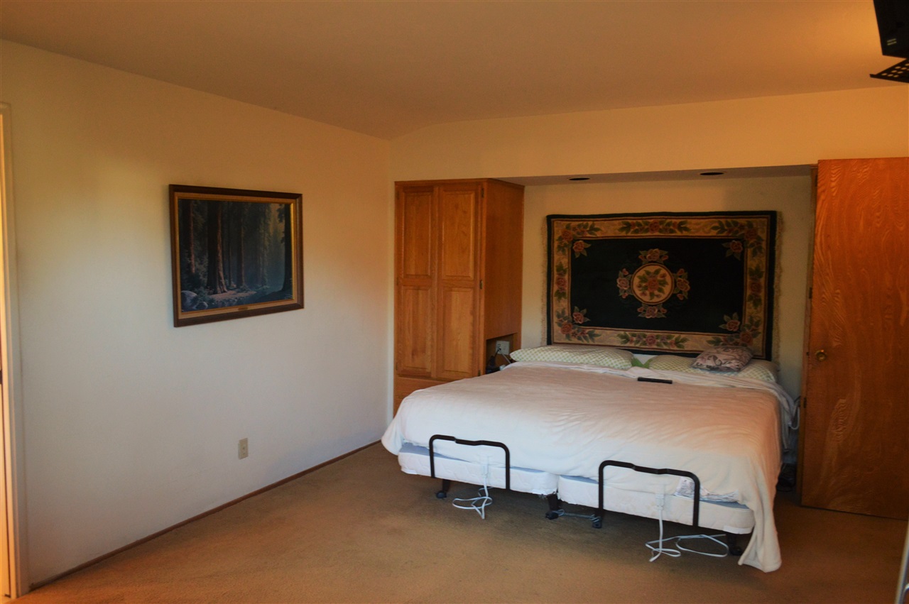 Undisclosed, La Jolla, CA 92037 photo 8
