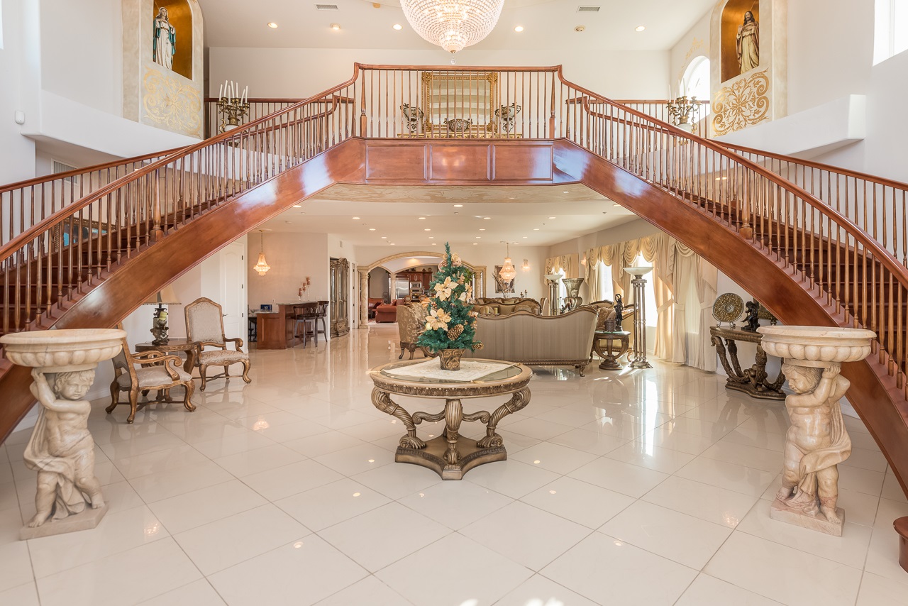 1765 Hidden Mesa, El Cajon, CA 92019 photo 1