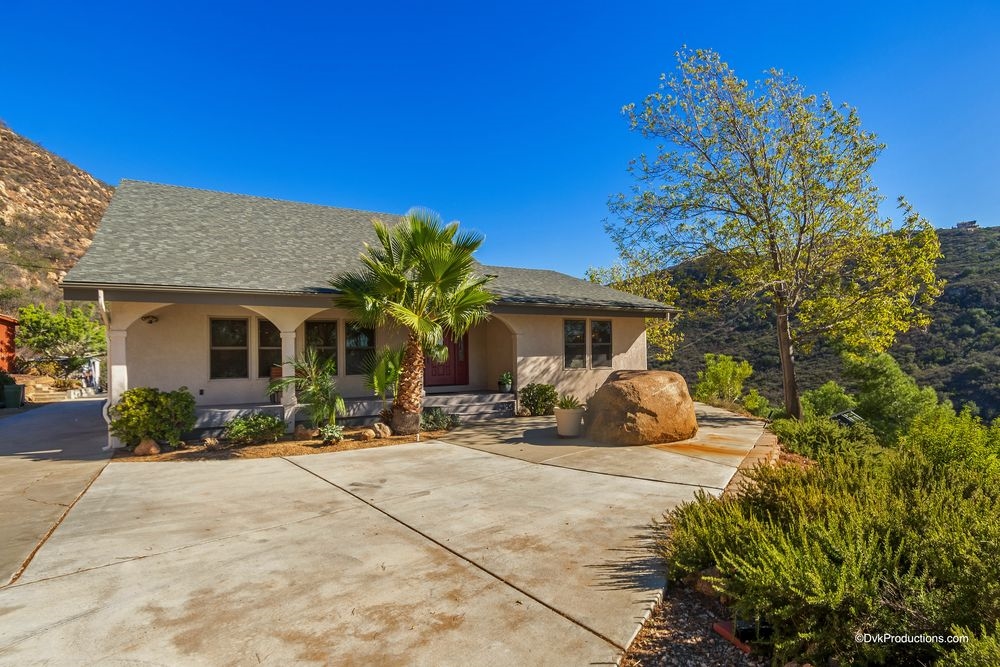 7310 Dehesa, El Cajon, CA 92019 photo 2