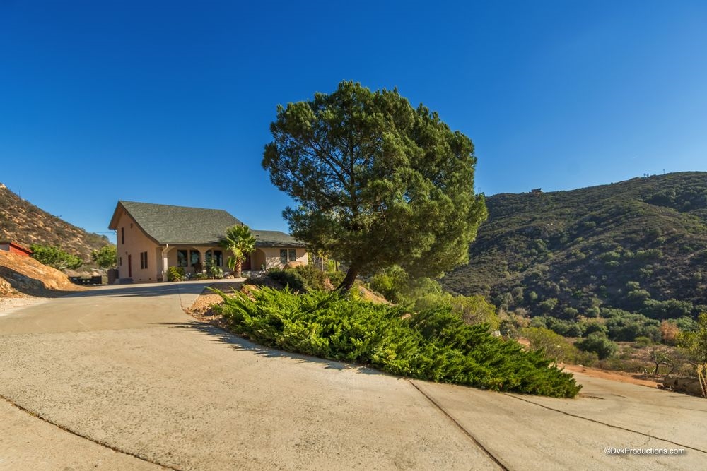 7310 Dehesa, El Cajon, CA 92019 photo 1