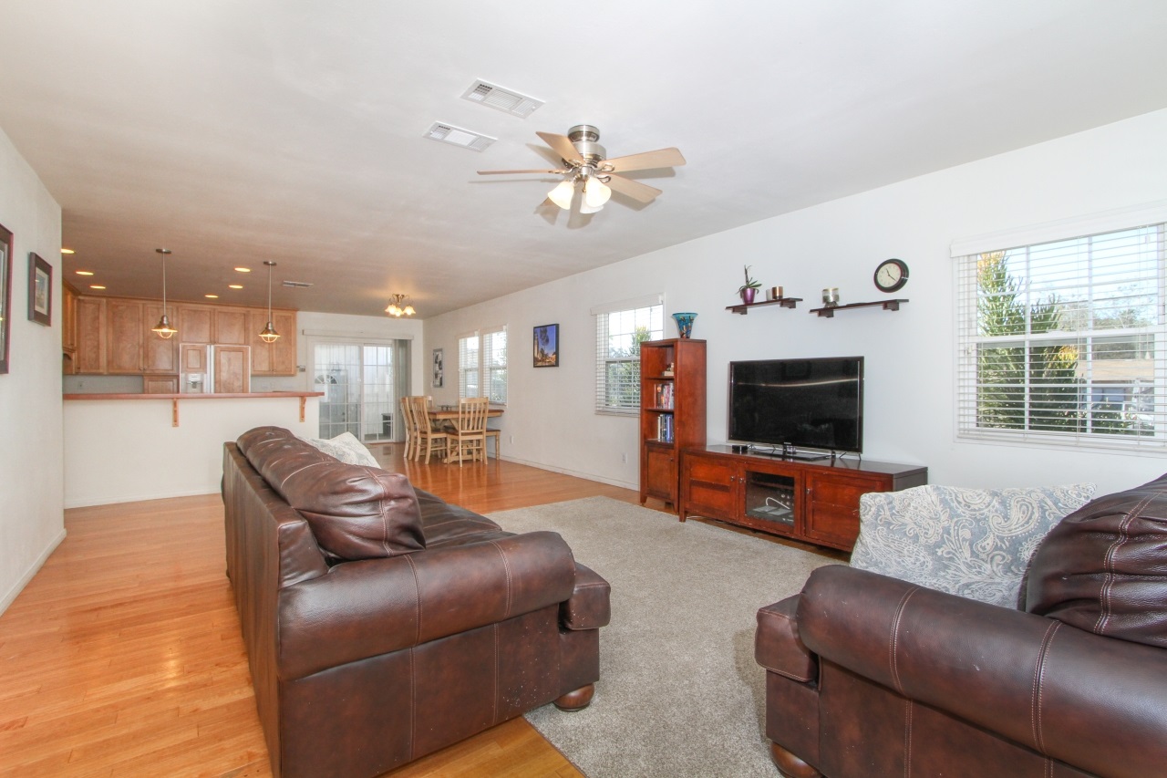 7205 Cornell Ave, La Mesa, CA 91942 photo 4