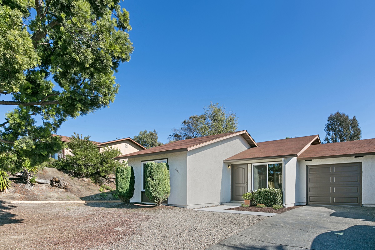 1386 Casper, Oceanside, CA 92056 photo 1