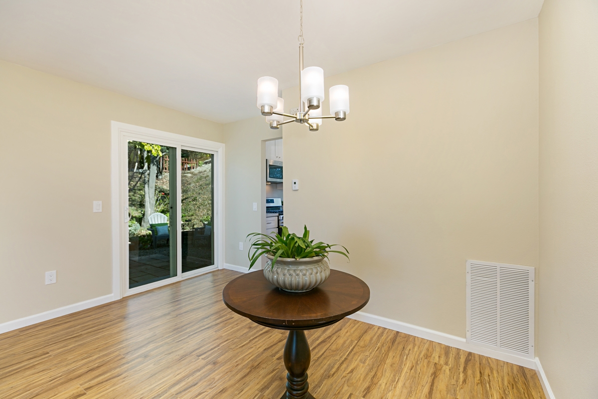 1386 Casper, Oceanside, CA 92056 photo 5