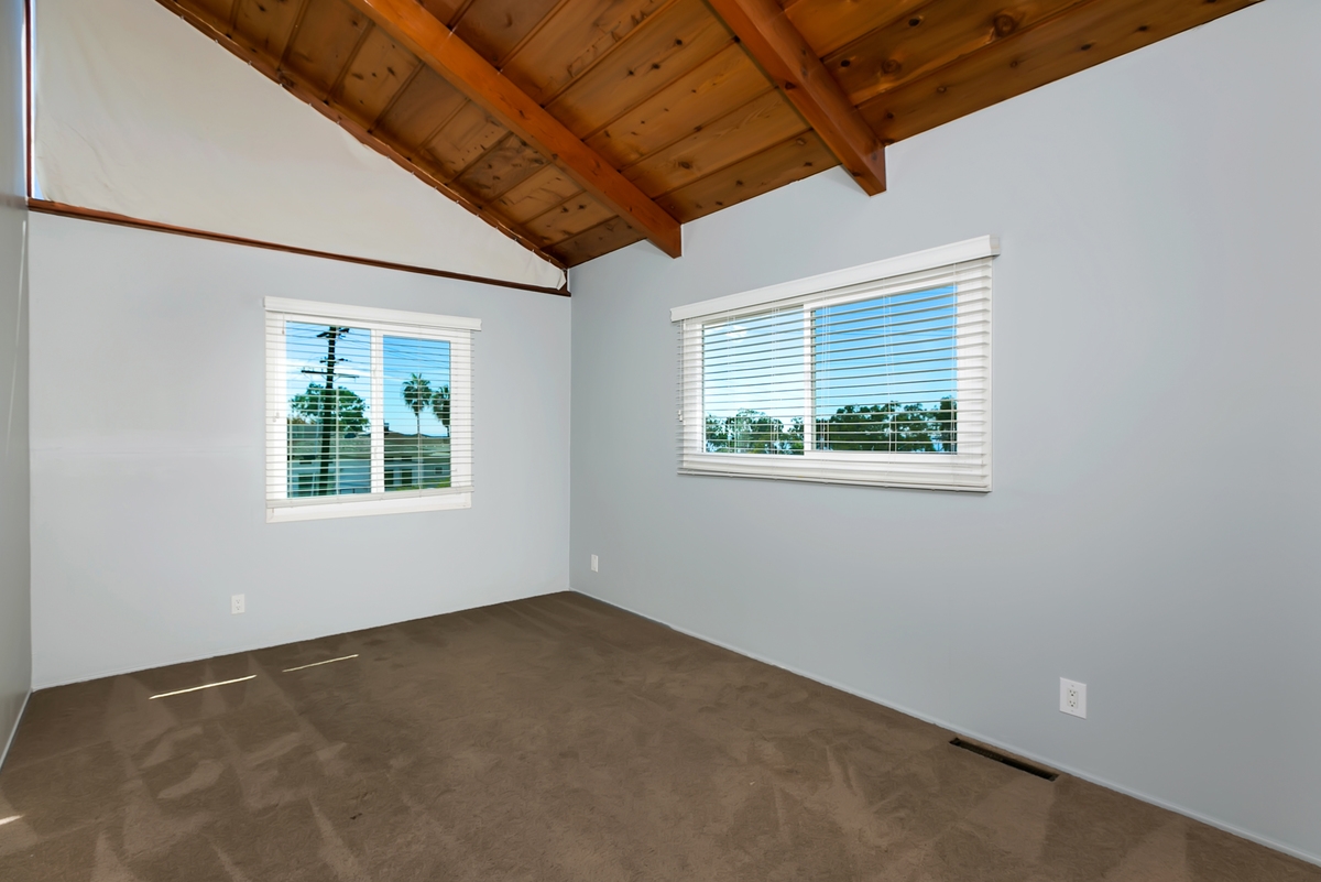 830 Midway St, La Jolla, CA 92037 photo 11