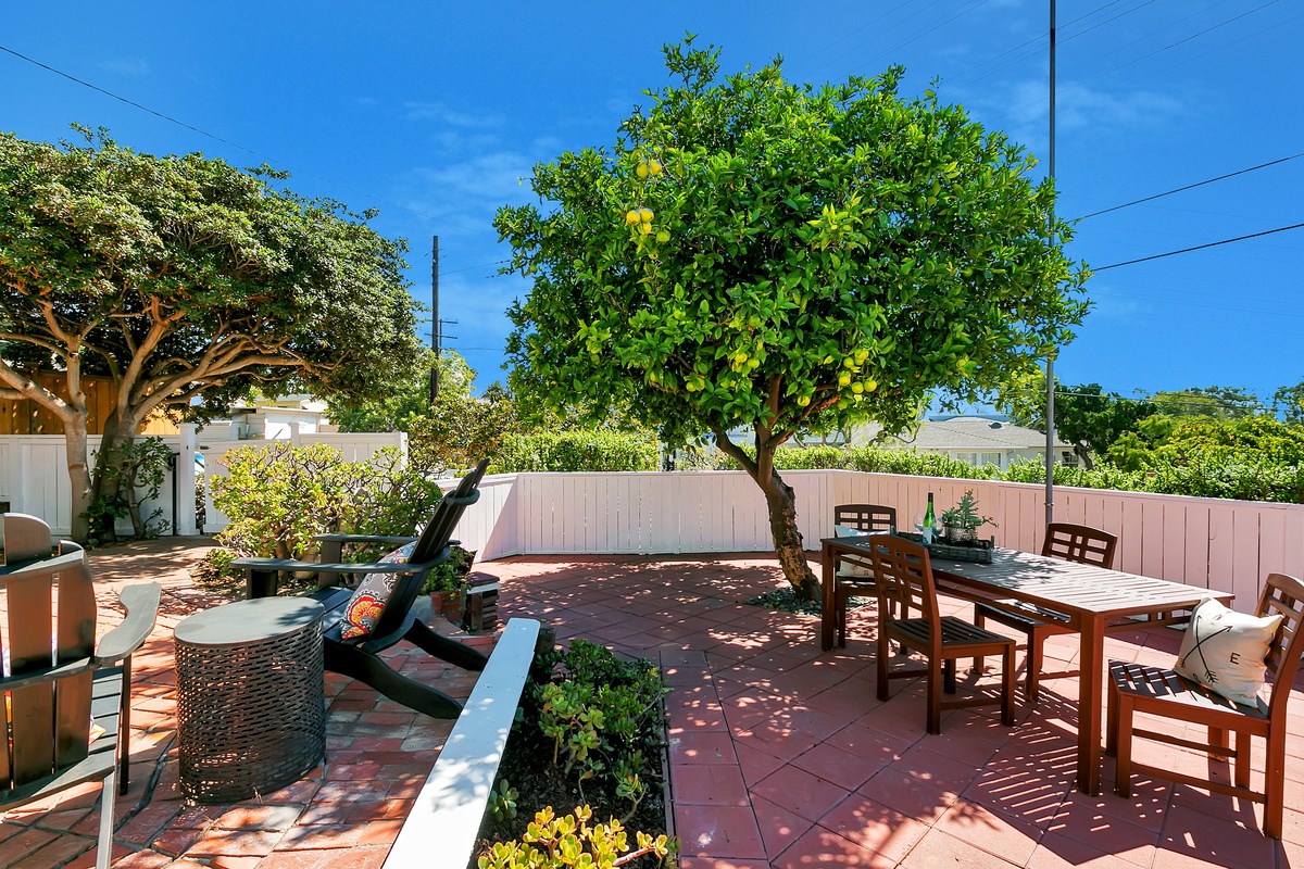 830 Midway St, La Jolla, CA 92037 photo 13