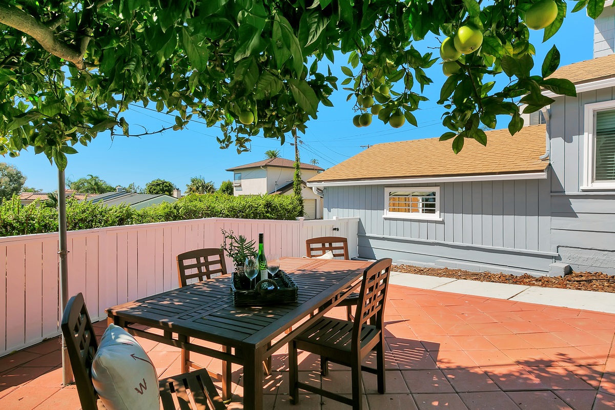 830 Midway St, La Jolla, CA 92037 photo 15