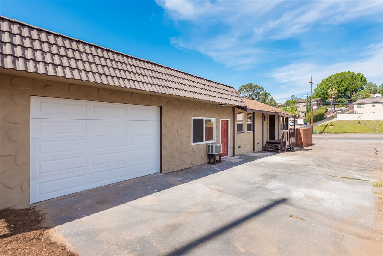 8710 Winter Gardens Blvd, Lakeside, CA 92040 photo 2