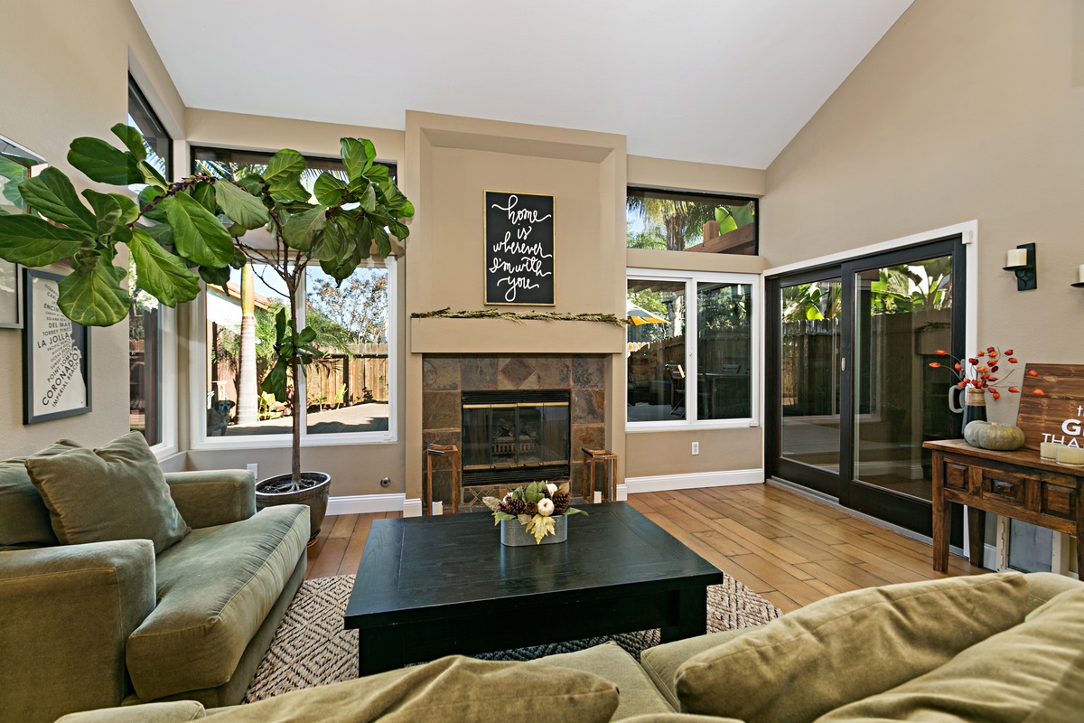 2058 Winsome Way, Encinitas, CA 92024 photo 1