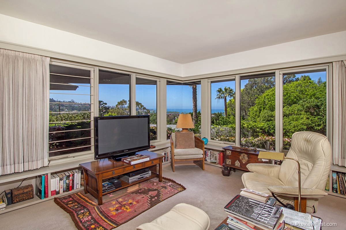 2496 Avenida De La Playa, La Jolla, CA 92037 photo 9