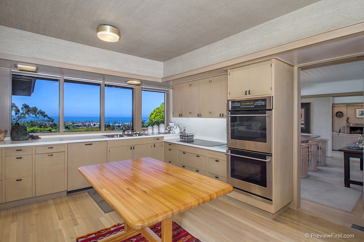 2496 Avenida De La Playa, La Jolla, CA 92037 photo 8