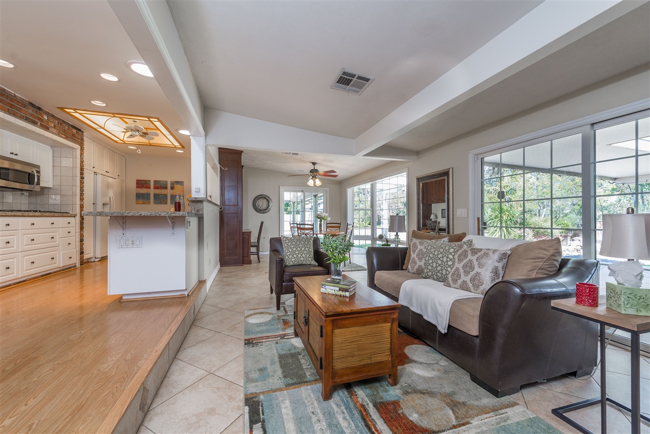 9384 Loren Dr, La Mesa, CA 91942 photo 8
