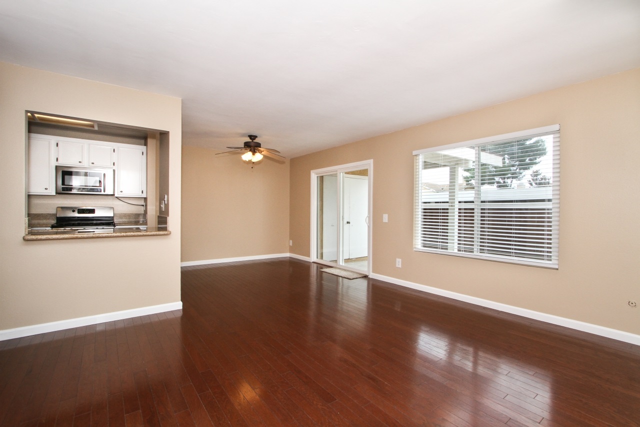 256 Riverview Way, Oceanside, CA 92057 photo 4