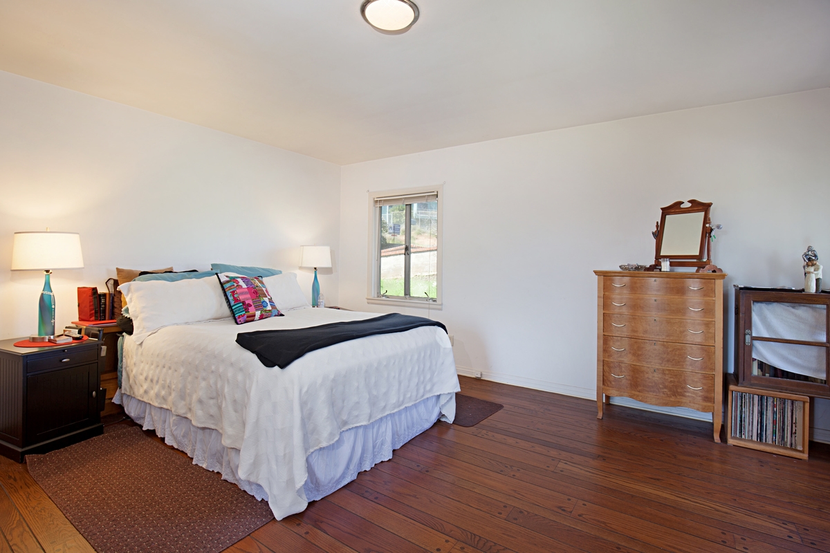 242 Hillside Ter, Vista, CA 92084 photo 18