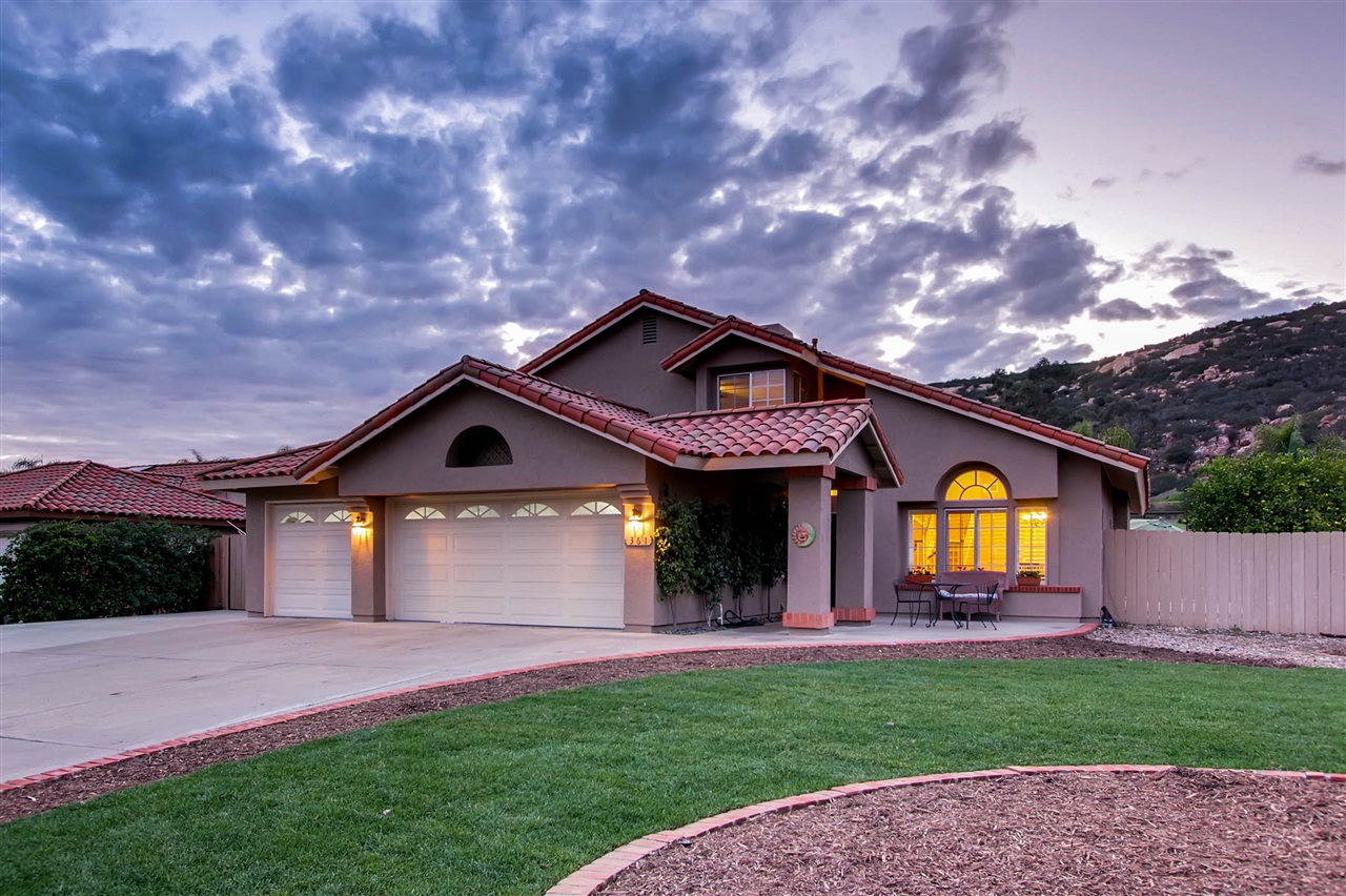 361 Hunter Ln, Alpine, CA 91901 photo 1