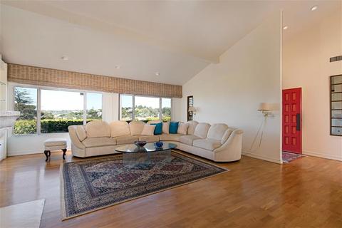 7833 Via Capri, La Jolla, CA 92037 photo 10