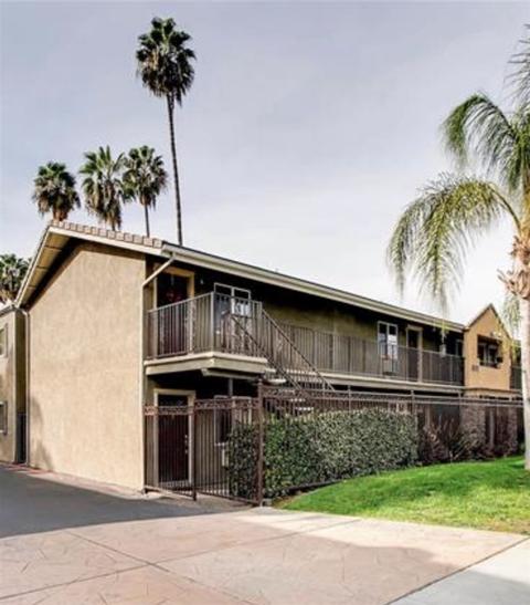 800 N Mollison #4, El Cajon, CA 92021 photo 2