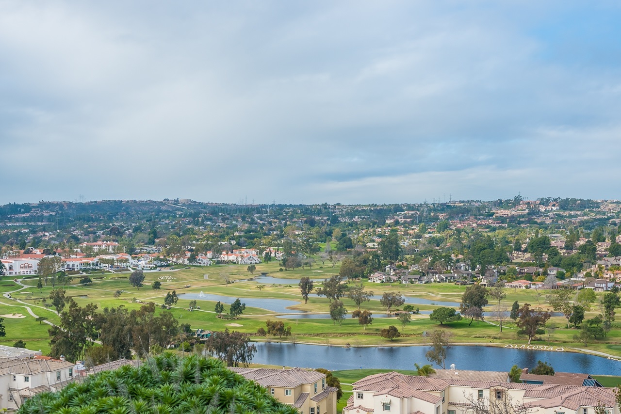 2420 Badajoz Pl, Carlsbad, CA 92009 photo 1