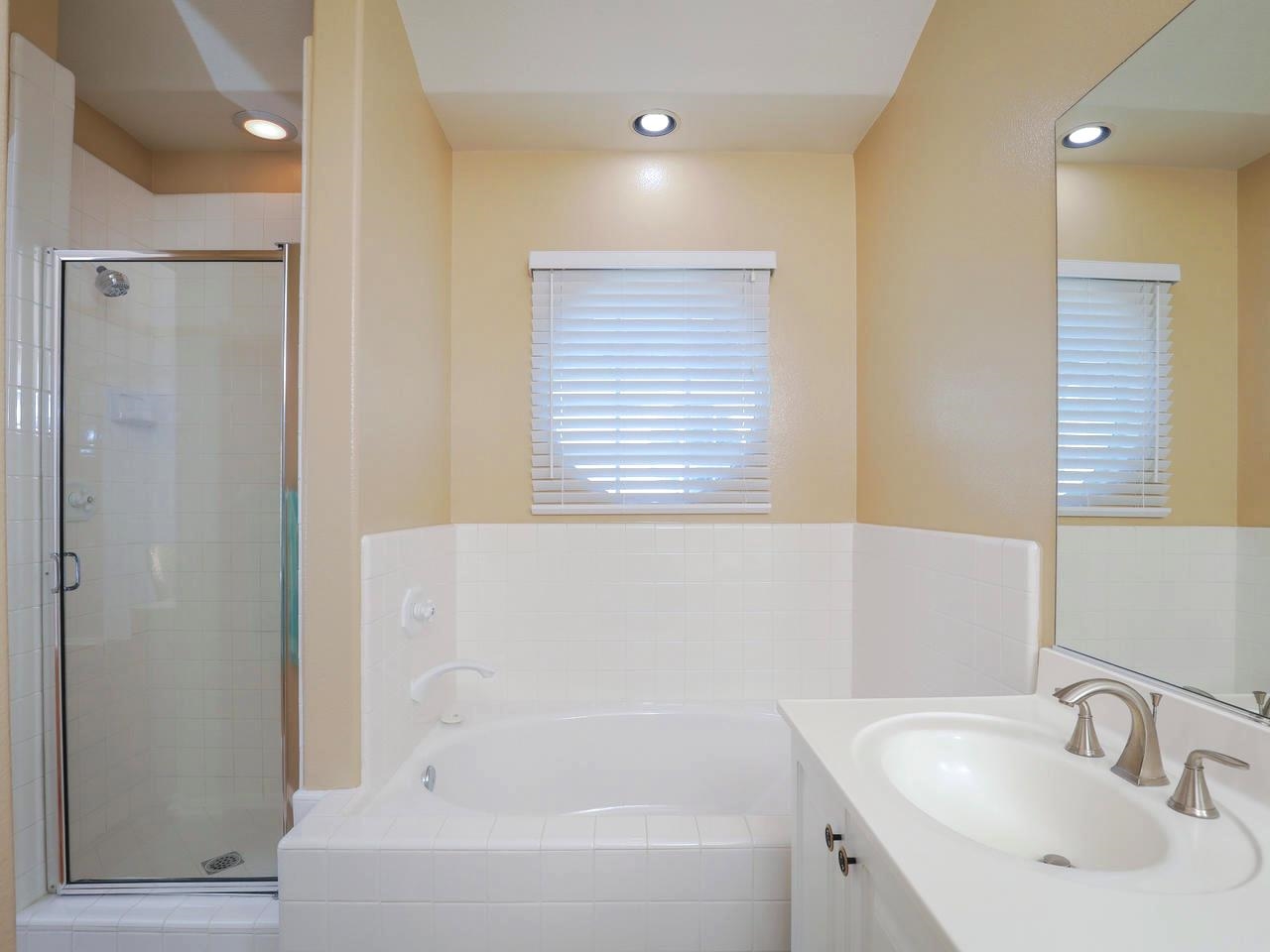 8617 Via Mallorca UNIT C, La Jolla, CA 92037 photo 16