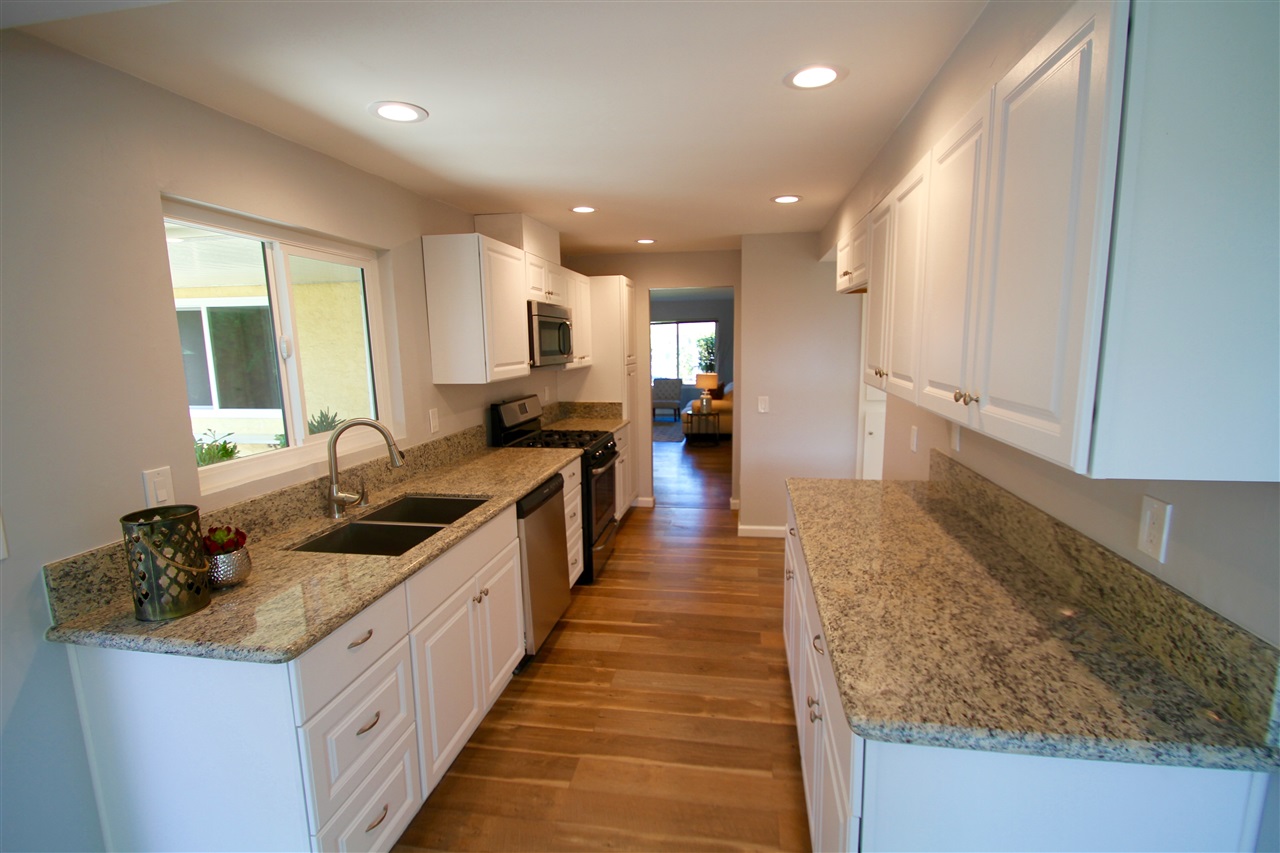 4717 Sunrise Rdg, Oceanside, CA 92056 photo 6