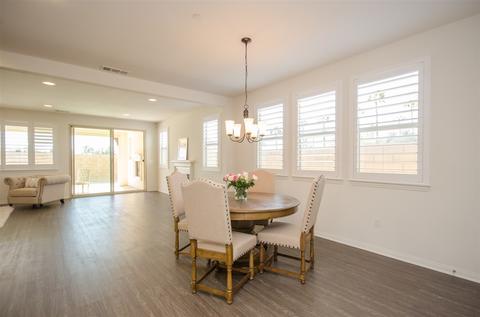 31703 Abruzzo St, Temecula, CA 92591 photo 3