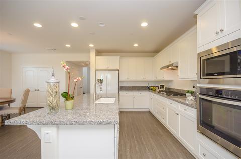 31703 Abruzzo St, Temecula, CA 92591 photo 6