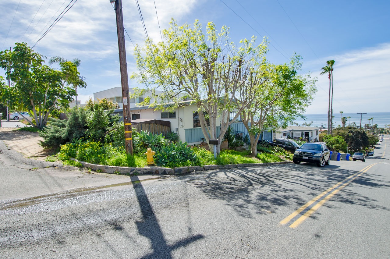 367 Liverpool, Cardiff, CA 92007 photo 7