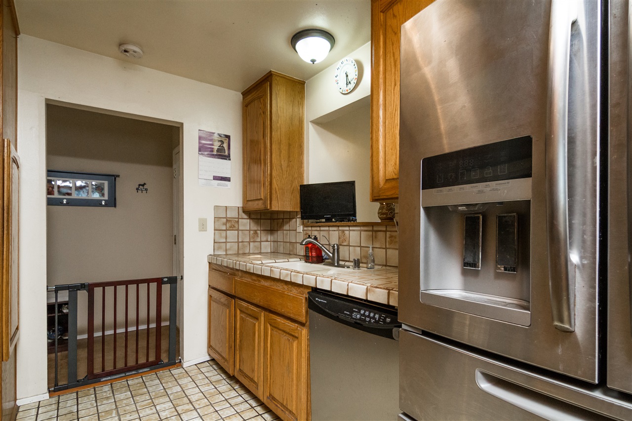 4045 Lewis St, Oceanside, CA 92056 photo 3