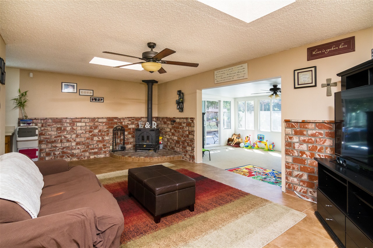 4045 Lewis St, Oceanside, CA 92056 photo 8