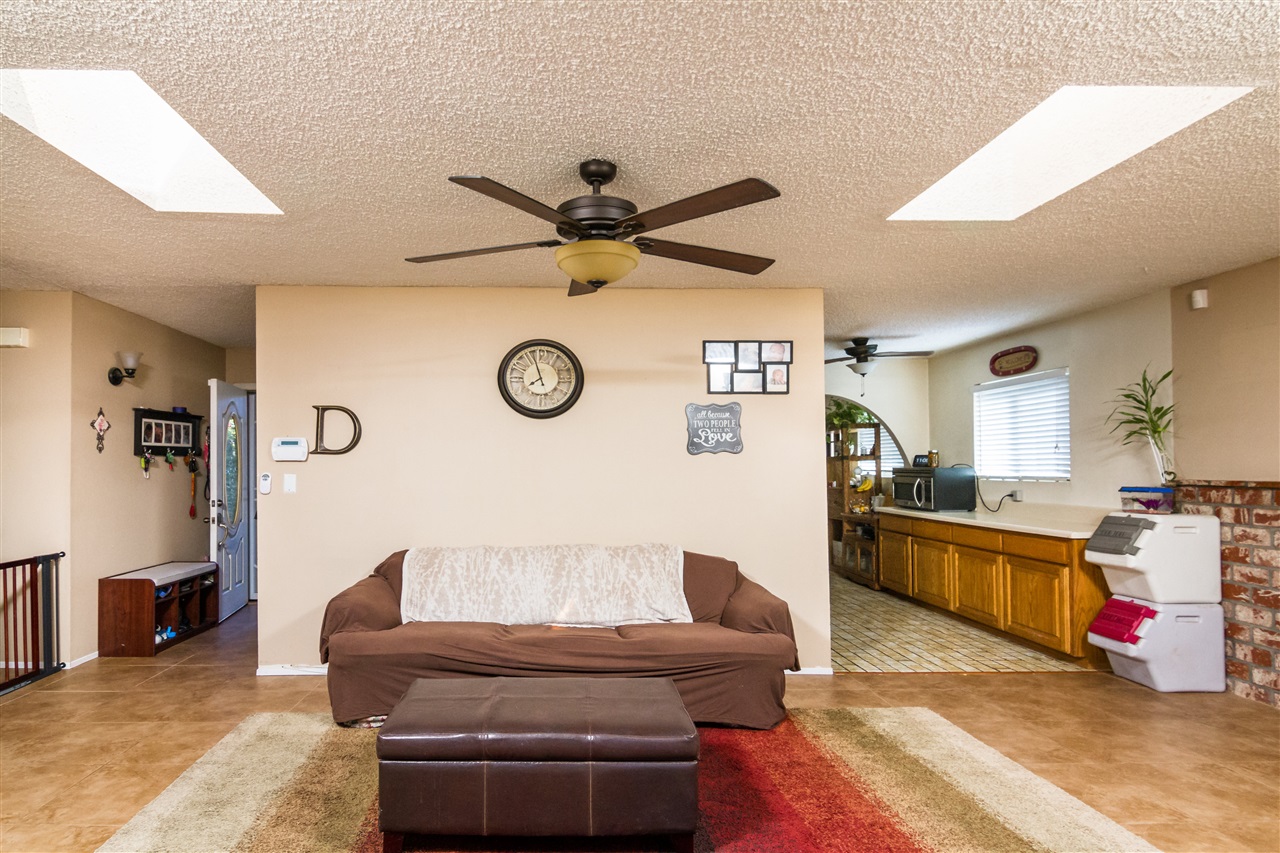 4045 Lewis St, Oceanside, CA 92056 photo 9