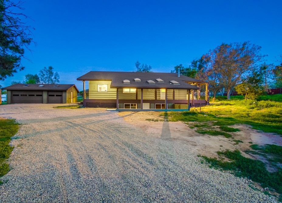 325 Durgin St, Ramona, CA 92065 photo 1