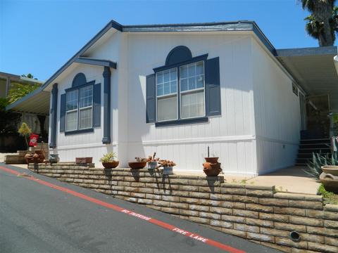 1333 Olive Ave #64, Vista, CA 92083 photo 2