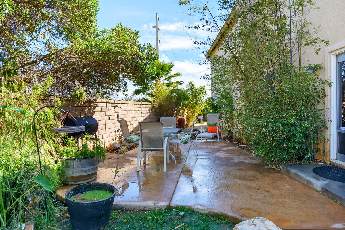 112 Gardenside Ct, Fallbrook, CA 92028 photo 25