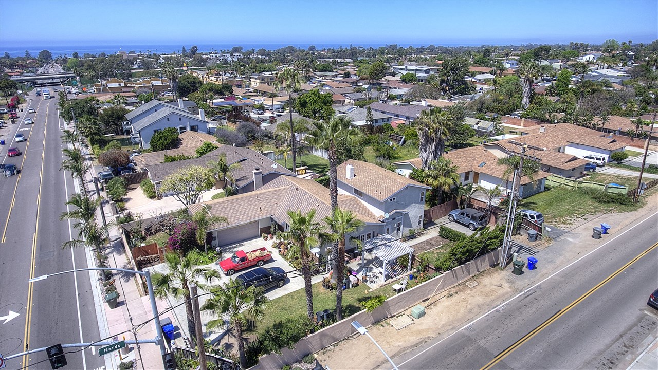692 Santa Fe Dr, Encinitas, CA 92024 photo 3