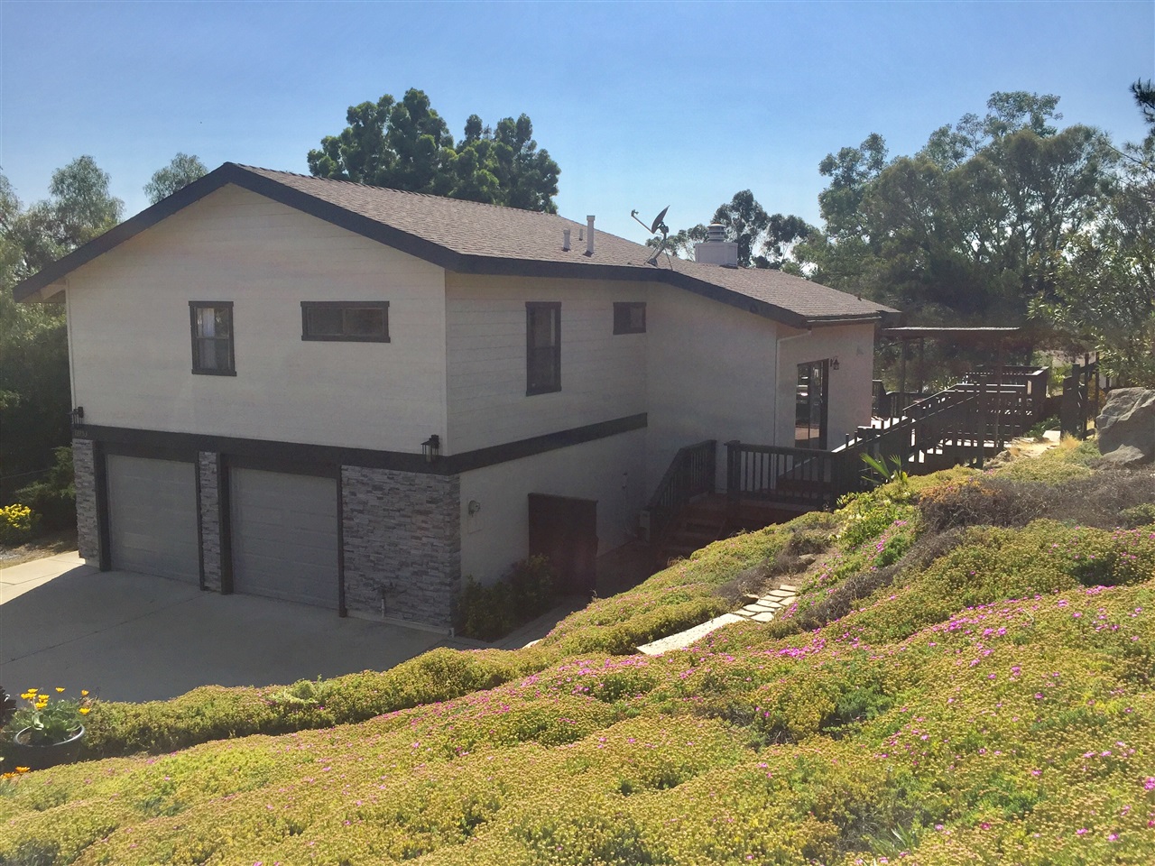 13753 Lakeview Ct, Lakeside, CA 92040 photo 1
